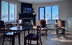 Super 8 By Wyndham Guelph